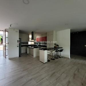 Casa de 3 alcobas en venta en Calambeo, Ibagué, 250 m² · foto 10 de 20