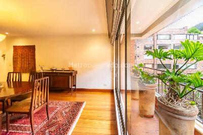 Apartamento en venta en Los Rosales, Bogotá · foto 3 de 20