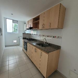 Apartamento de 3 alcobas en venta en La Floresta, Ibagué, 90 m² · foto 8 de 20