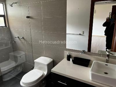 Casa de 4 alcobas en venta en Bogotá, 430 m² · foto 13 de 17
