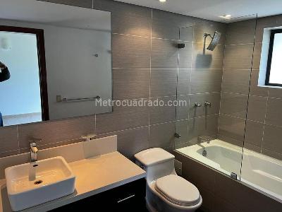 Casa de 4 alcobas en venta en Bogotá, 430 m² · foto 16 de 17
