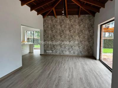 Casa de 4 alcobas en venta en Bogotá, 430 m² · foto 6 de 17