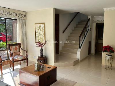 Casa de 4 alcobas en venta en Santa Helena, Ibagué, 190 m² · foto 3 de 20