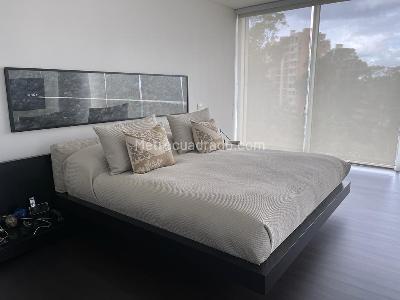 Apartamento de 3 alcobas en venta en Los Rosales, Bogotá, 363 m² · foto 12 de 18