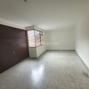 Casa de 4 alcobas en arriendo en San Simon Parte Alta, Ibagué, 186 m² · foto 13 de 20