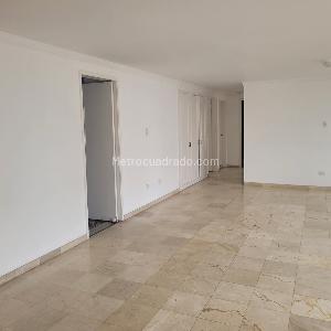 Apartamento de 3 alcobas en venta en Centro, Ibagué, 137 m² · foto 6 de 20