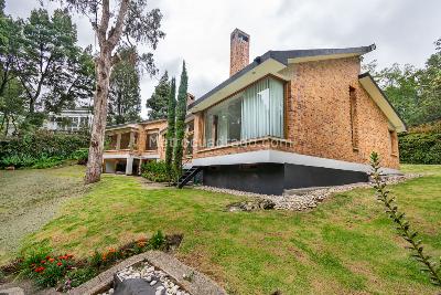 Casa de 5 alcobas en venta en Cerros De Suba (Localidad De Suba), Bogotá, 659 m² · foto 14 de 20