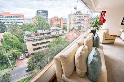 Apartamento de 3 alcobas en venta en Los Rosales, Bogotá, 426 m² · foto 4 de 20