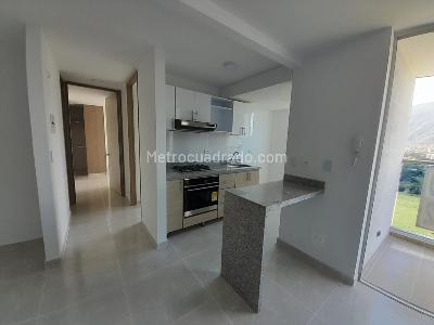 Apartamento en arriendo en Urb, Ibagué · foto 4 de 19