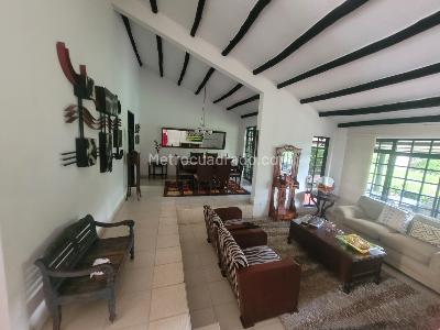 Casa de 3 alcobas en venta en Picaleña, Ibagué, 195 m² · foto 6 de 20