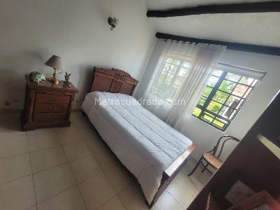 Casa de 3 alcobas en venta en Picaleña, Ibagué, 195 m² · foto 8 de 20