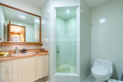 Apartamento de 3 alcobas en venta en Los Rosales, Bogotá, 170 m² · foto 15 de 18