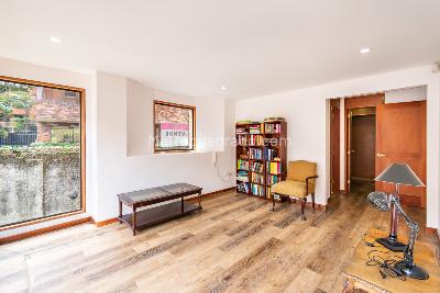 Apartamento de 3 alcobas en venta en Los Rosales, Bogotá, 170 m² · foto 3 de 18