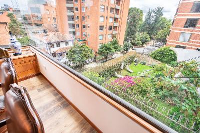 Apartamento de 3 alcobas en venta en Los Rosales, Bogotá, 170 m² · foto 7 de 18