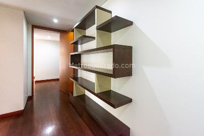 Apartamento de 3 alcobas en venta en Chico Reservado, Bogotá, 247 m² · foto 13 de 20