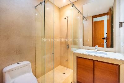 Apartamento de 3 alcobas en venta en Chico Reservado, Bogotá, 247 m² · foto 15 de 20