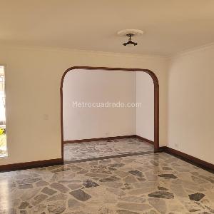 Casa de 3 alcobas en arriendo en Santa Helena, Ibagué, 180 m² · foto 3 de 20