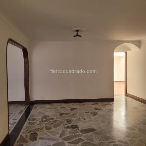 Casa de 3 alcobas en arriendo en Santa Helena, Ibagué, 180 m² · foto 4 de 20