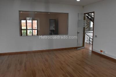 Casa de 5 alcobas en venta en La Soledad, Bogotá, 500 m² · foto 9 de 20