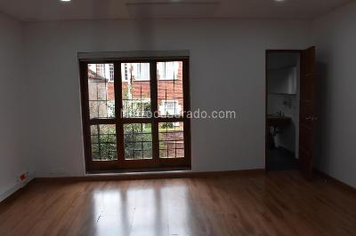 Casa de 5 alcobas en venta en La Soledad, Bogotá, 500 m² · foto 13 de 20