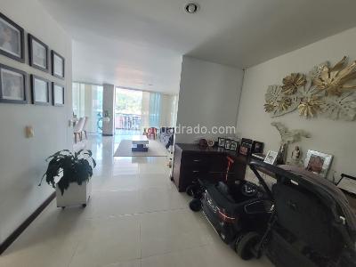 Apartamento de 3 alcobas en venta en La Pola, Ibagué, 128 m² · foto 2 de 20