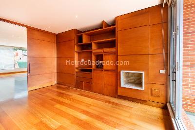 Apartamento en venta en Los Rosales, Bogotá · foto 2 de 16