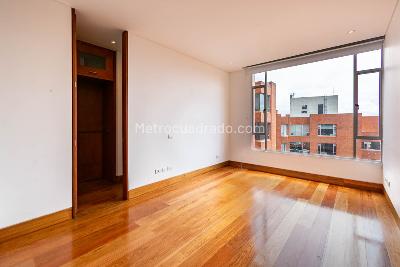 Apartamento en venta en Los Rosales, Bogotá · foto 3 de 16