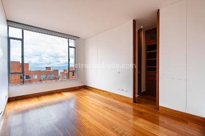 Apartamento en venta en Los Rosales, Bogotá · foto 6 de 16