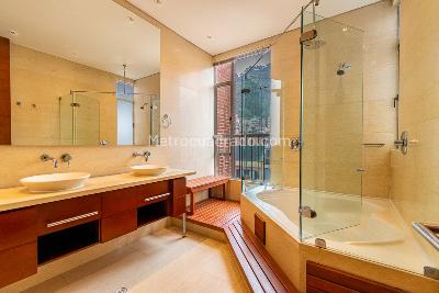 Apartamento en venta en Los Rosales, Bogotá · foto 8 de 16