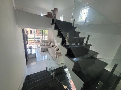 Casa de 4 alcobas en venta en Aparco, Ibagué, 295 m² · foto 19 de 20