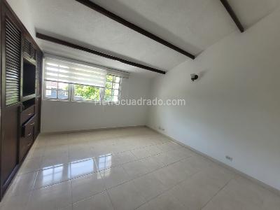Casa de 4 alcobas en venta en Piedra Pintada, Ibagué, 195 m² · foto 17 de 20