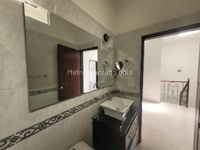 Casa de 4 alcobas en venta en Piedra Pintada, Ibagué, 195 m² · foto 18 de 20