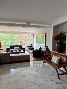 Apartamento de 3 alcobas en venta en Chico Reservado, Bogotá, 246 m² · foto 3 de 17