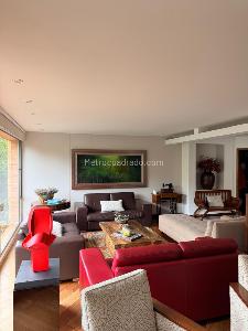 Apartamento de 3 alcobas en venta en Chico Reservado, Bogotá, 246 m² · foto 4 de 17