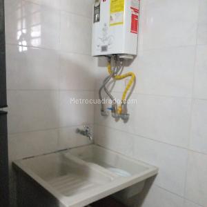 Apartamento de 3 alcobas en venta en Jardin, Ibagué, 76 m² · foto 9 de 20