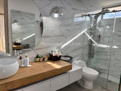 Apartamento de 3 alcobas en venta en Rincon De Piedra Pintada, Ibagué, 223 m² · foto 13 de 20