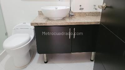 Casa de 4 alcobas en venta en Calambeo, Ibagué, 636 m² · foto 10 de 20