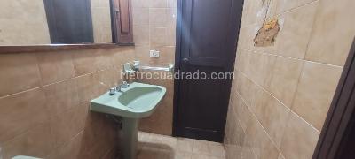 Casa de 3 alcobas en venta en Altos De Santa Helena, Ibagué, 276 m² · foto 16 de 20