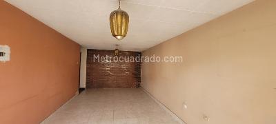 Casa de 4 alcobas en venta en Casa Club, Ibagué, 244 m² · foto 3 de 20