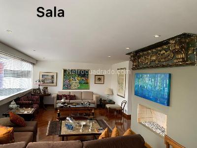 Apartamento de 3 alcobas en venta en El Retiro, Bogotá, 196 m² · foto 2 de 20
