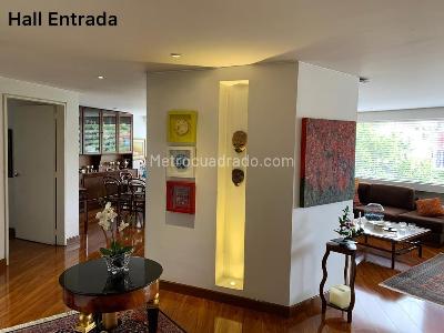 Apartamento de 3 alcobas en venta en El Retiro, Bogotá, 196 m² · foto 4 de 20