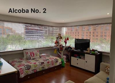 Apartamento de 3 alcobas en venta en El Retiro, Bogotá, 196 m² · foto 7 de 20