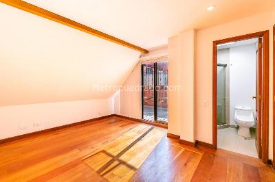 Apartamento de 4 alcobas en venta en Los Rosales, Bogotá, 310 m² · foto 15 de 20