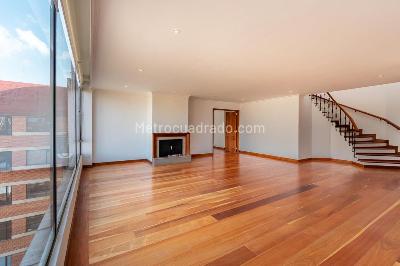 Apartamento de 4 alcobas en venta en Los Rosales, Bogotá, 310 m² · foto 2 de 20