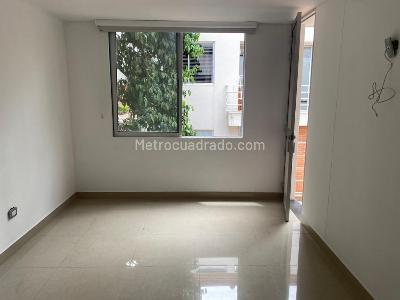 Casa de 4 alcobas en venta en Aparco, Ibagué, 280 m² · foto 10 de 20