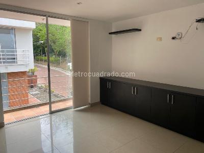 Casa de 4 alcobas en venta en Aparco, Ibagué, 280 m² · foto 16 de 20