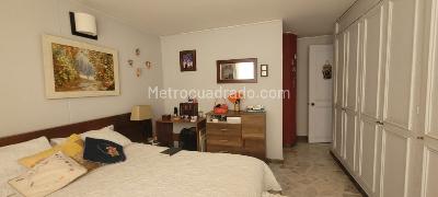Apartamento de 3 alcobas en venta en Parrales, Ibagué, 107 m² · foto 11 de 20
