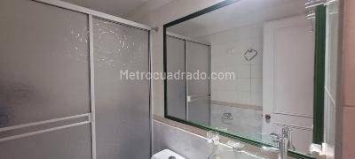 Apartamento de 3 alcobas en venta en Parrales, Ibagué, 107 m² · foto 13 de 20