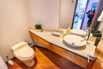 Apartamento de 3 alcobas en venta en Los Rosales, Bogotá, 216 m² · foto 10 de 11