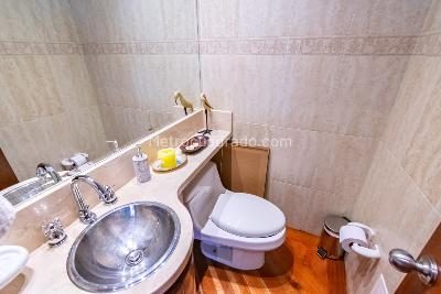 Apartamento de 2 alcobas en venta en Chico Reservado, Bogotá, 92 m² · foto 11 de 16